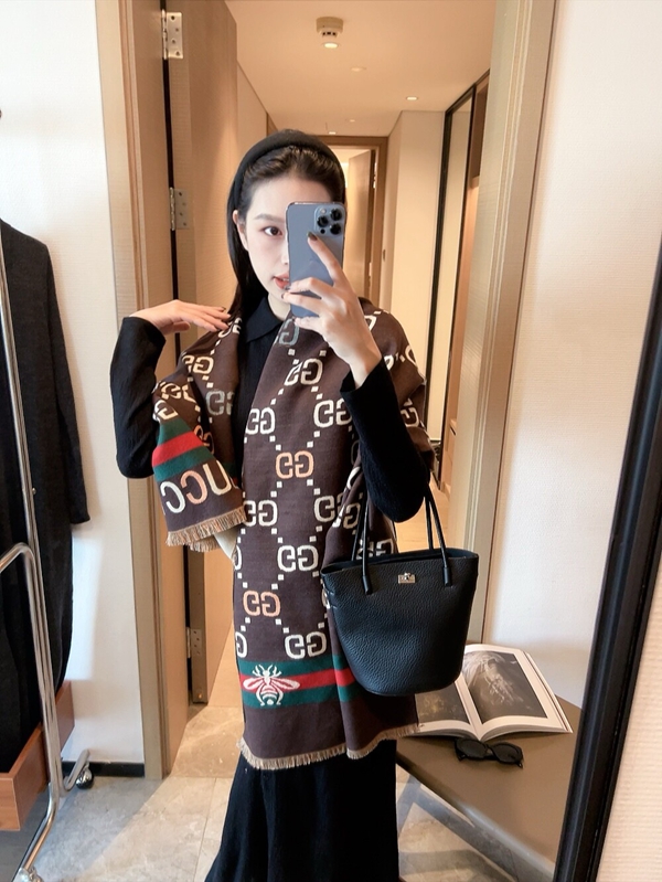 ブランドマフラー側面デザイン